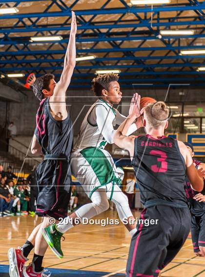 Thumbnail 3 in Santa Cruz vs. Fremont photogallery.