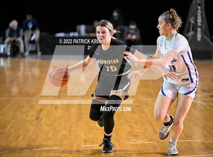 Thumbnail 2 in Lake Washington vs. Hermiston (WIAA 3A Round 2 State Playoff)  photogallery.