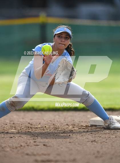 Thumbnail 2 in Hillsdale @ Burlingame photogallery.
