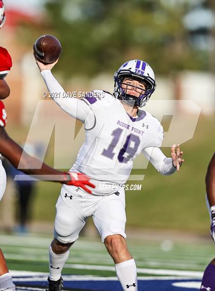 Thumbnail 3 in Ridge Point @ North Shore (UIL 6A Division 1 Quarterfinal) photogallery.