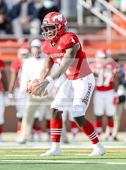 Thumbnail 1 in Ridge Point @ North Shore (UIL 6A Division 1 Quarterfinal) photogallery.
