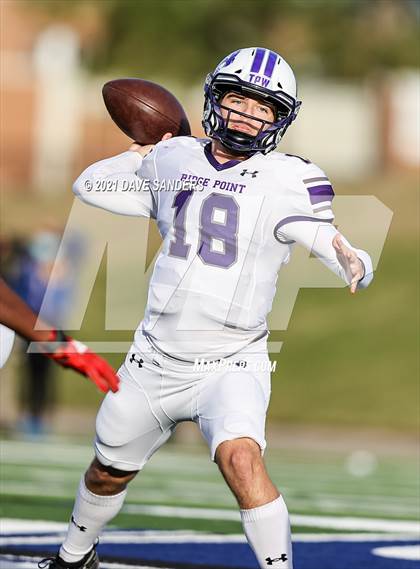 Thumbnail 2 in Ridge Point @ North Shore (UIL 6A Division 1 Quarterfinal) photogallery.