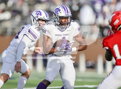 Thumbnail 3 in Ridge Point @ North Shore (UIL 6A Division 1 Quarterfinal) photogallery.
