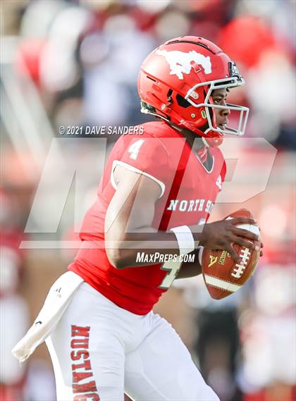 Thumbnail 2 in Ridge Point @ North Shore (UIL 6A Division 1 Quarterfinal) photogallery.
