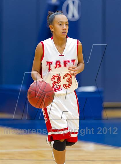 Thumbnail 2 in Clark @ Taft photogallery.