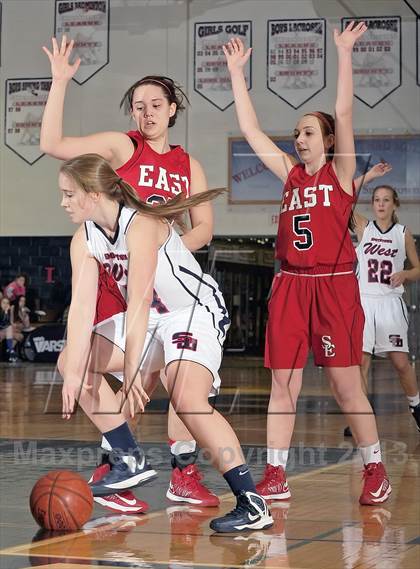 Thumbnail 3 in Smithtown East @ Smithtown West photogallery.