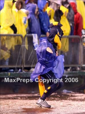 Thumbnail 1 in De La Salle vs Foothill (NCS 4A Final) photogallery.