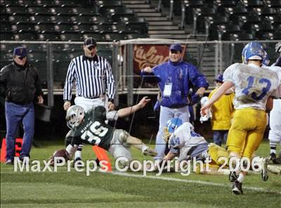 Thumbnail 3 in De La Salle vs Foothill (NCS 4A Final) photogallery.