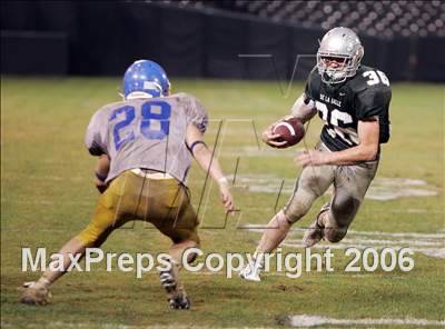 Thumbnail 1 in De La Salle vs Foothill (NCS 4A Final) photogallery.