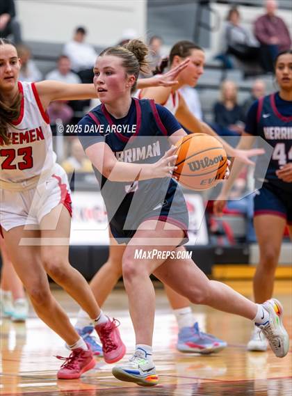 Thumbnail 1 in Herriman @ American Fork (UHSAA 6A First Round) photogallery.
