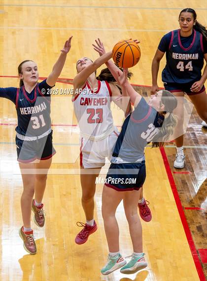 Thumbnail 3 in Herriman @ American Fork (UHSAA 6A First Round) photogallery.
