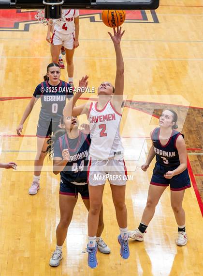 Thumbnail 2 in Herriman @ American Fork (UHSAA 6A First Round) photogallery.