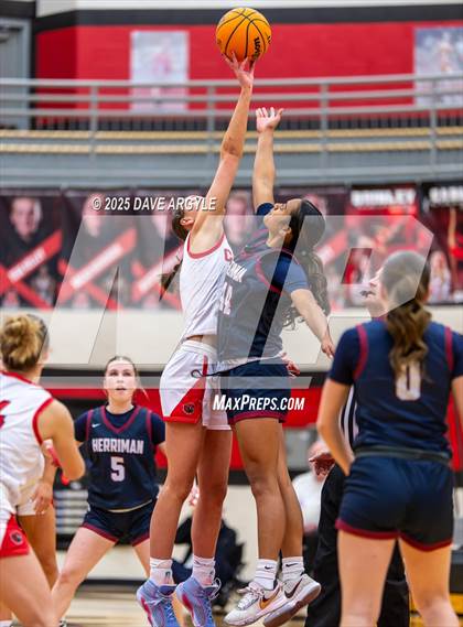 Thumbnail 1 in Herriman @ American Fork (UHSAA 6A First Round) photogallery.