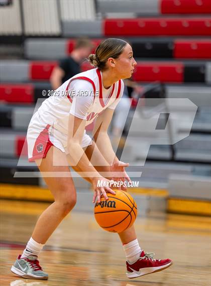 Thumbnail 3 in Herriman @ American Fork (UHSAA 6A First Round) photogallery.
