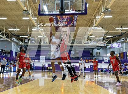 Thumbnail 1 in Quincy vs. Alton (Prairie Farms Holiday Classic) photogallery.