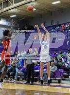 Photo from the gallery "Quincy vs. Alton (Prairie Farms Holiday Classic)"