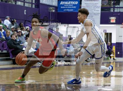 Thumbnail 2 in Quincy vs. Alton (Prairie Farms Holiday Classic) photogallery.
