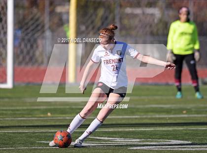 Thumbnail 3 in Aragon vs. Fremont photogallery.