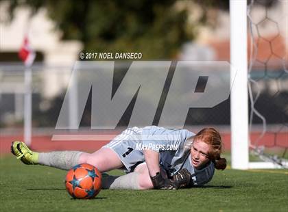 Thumbnail 2 in Aragon vs. Fremont photogallery.