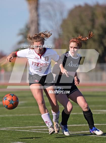 Thumbnail 1 in Aragon vs. Fremont photogallery.