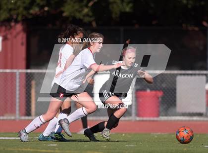 Thumbnail 2 in Aragon vs. Fremont photogallery.