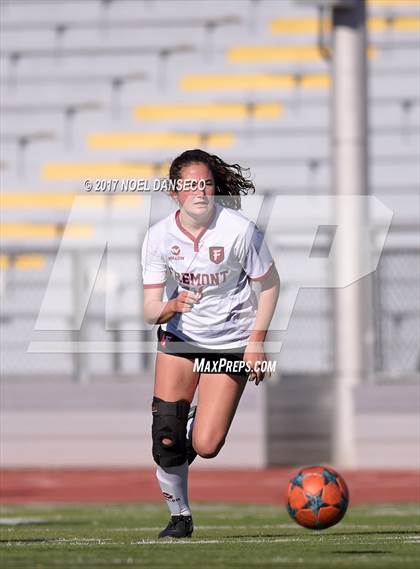 Thumbnail 1 in Aragon vs. Fremont photogallery.