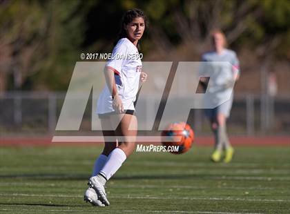 Thumbnail 1 in Aragon vs. Fremont photogallery.