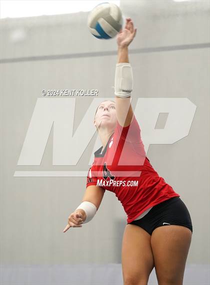 Thumbnail 1 in Plymouth vs. Grand Blanc (Motor City Power Series) photogallery.