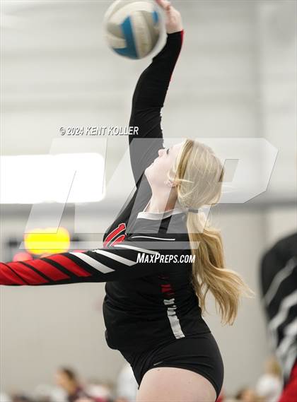 Thumbnail 1 in Plymouth vs. Grand Blanc (Motor City Power Series) photogallery.