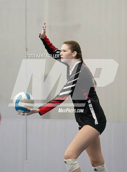 Thumbnail 3 in Plymouth vs. Grand Blanc (Motor City Power Series) photogallery.