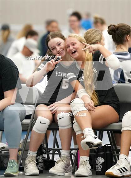 Thumbnail 3 in Plymouth vs. Grand Blanc (Motor City Power Series) photogallery.