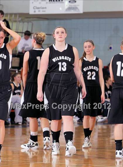 Thumbnail 1 in Homer-Center vs Clarion (PIAA Class A First Round) photogallery.