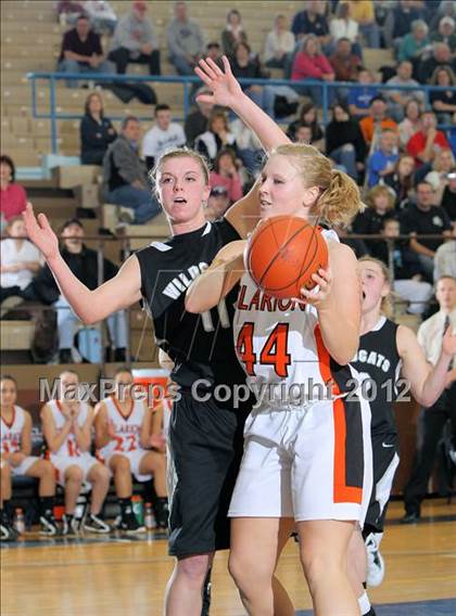 Thumbnail 2 in Homer-Center vs Clarion (PIAA Class A First Round) photogallery.