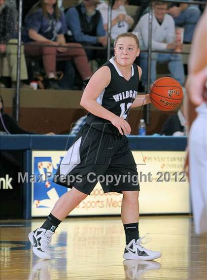 Thumbnail 3 in Homer-Center vs Clarion (PIAA Class A First Round) photogallery.