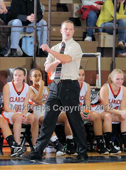 Thumbnail 1 in Homer-Center vs Clarion (PIAA Class A First Round) photogallery.