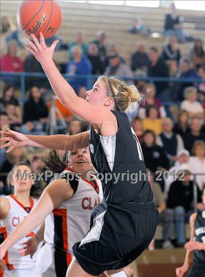 Thumbnail 3 in Homer-Center vs Clarion (PIAA Class A First Round) photogallery.