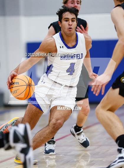 Thumbnail 3 in Green Mountain v Broomfield (Boulder Valley Invitational) photogallery.
