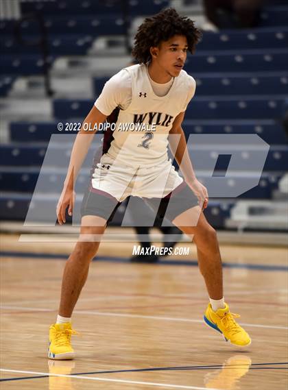 Thumbnail 3 in Wylie vs Plano East (Allen Eagle In-N-Out Holiday Tournament) photogallery.
