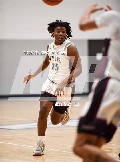 Thumbnail 1 in Wylie vs Plano East (Allen Eagle In-N-Out Holiday Tournament) photogallery.