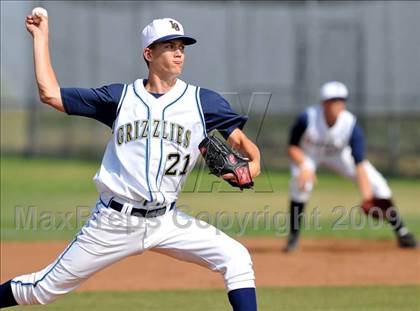 Thumbnail 3 in Upland @ Los Osos photogallery.