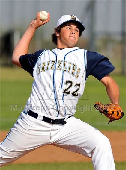 Thumbnail 1 in Upland @ Los Osos photogallery.