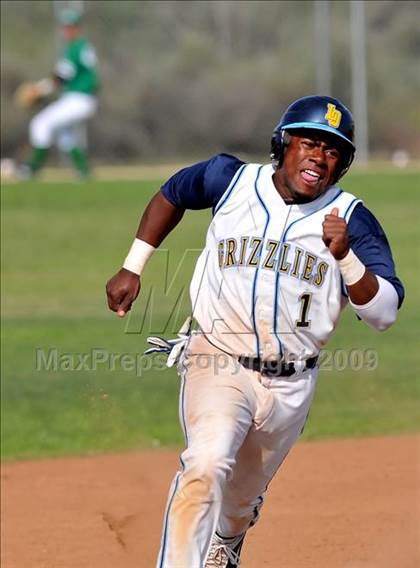 Thumbnail 1 in Upland @ Los Osos photogallery.
