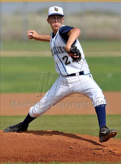 Thumbnail 1 in Upland @ Los Osos photogallery.