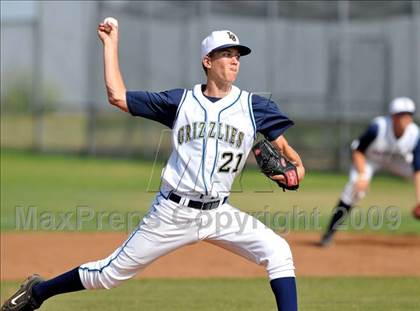Thumbnail 1 in Upland @ Los Osos photogallery.
