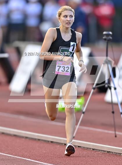 Thumbnail 3 in IHSAA Final (800 Meter)  photogallery.