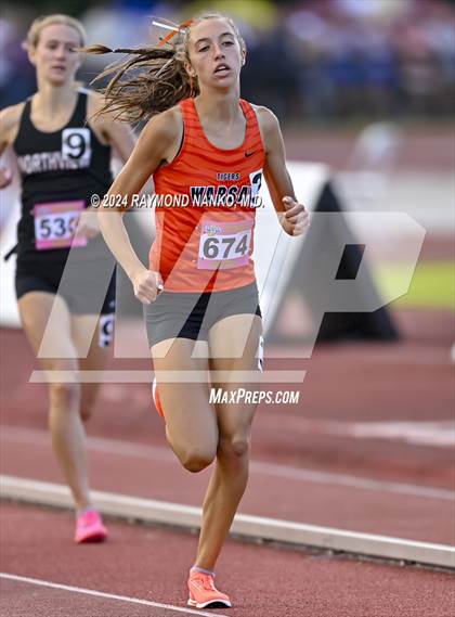 Thumbnail 1 in IHSAA Final (800 Meter)  photogallery.