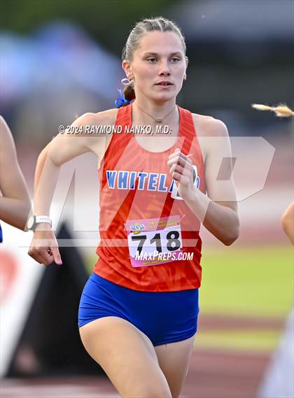 Thumbnail 2 in IHSAA Final (800 Meter)  photogallery.