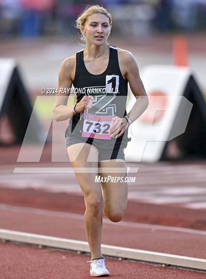 Thumbnail 3 in IHSAA Final (800 Meter)  photogallery.