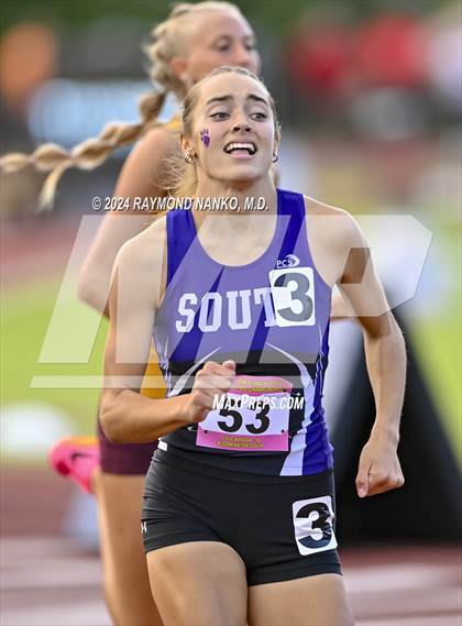Thumbnail 1 in IHSAA Final (800 Meter)  photogallery.