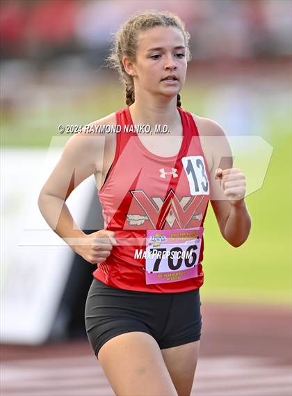 Thumbnail 3 in IHSAA Final (800 Meter)  photogallery.